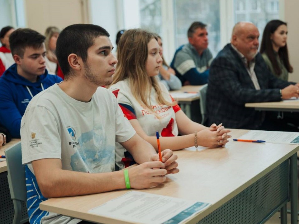 Лосинопетровцы написали большой этнографический диктант