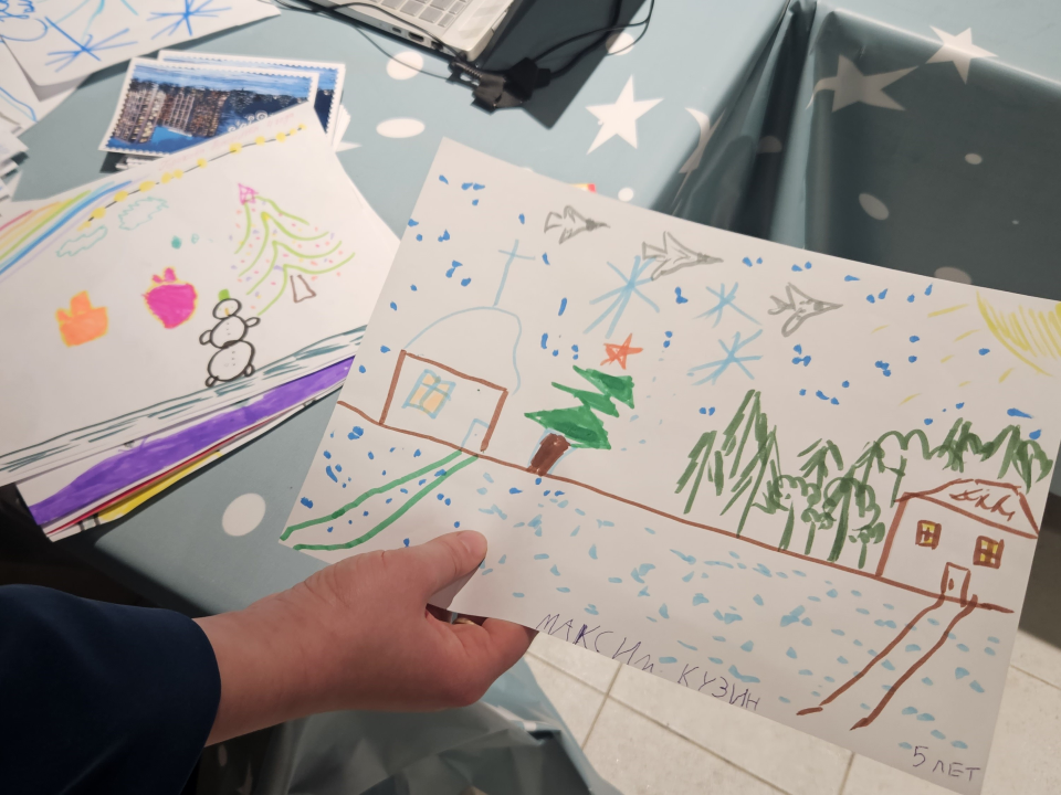 Новогодний творческий конкурс рисунков запустили в чеховских библиотеках