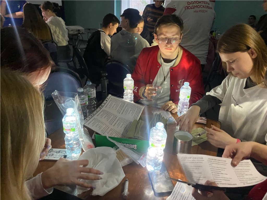 Воскресенские волонтеры взяли «серебро» на душевном фестивале «при свечах»