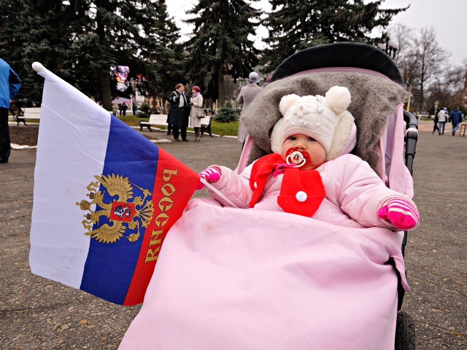 Танцы, чай и «Вкус России»: как Сергиев Посад гуляет на День народного единства