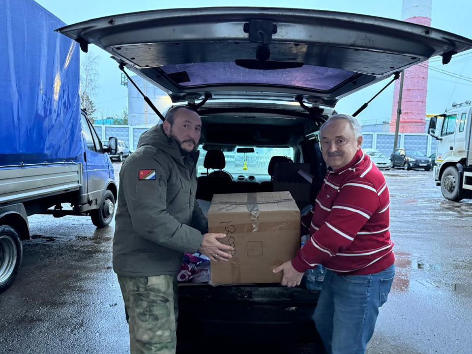 Партию чайных пакетиков отправил бойцам спецоперации депутат в Можайске