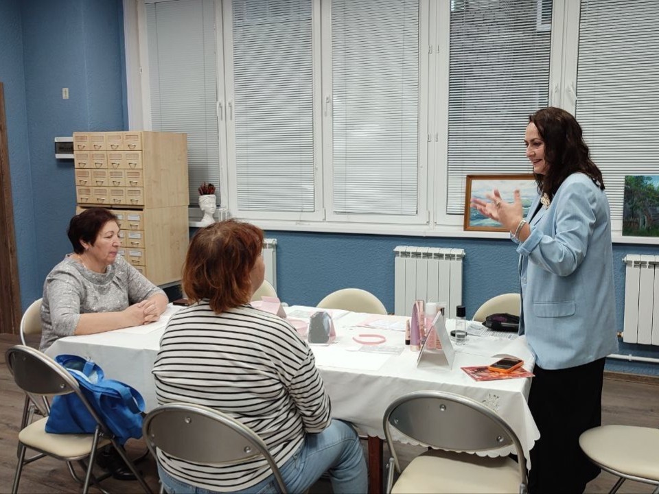 Лыткаринки научились уходу за собой на мастер‑классе по мультимаскингу