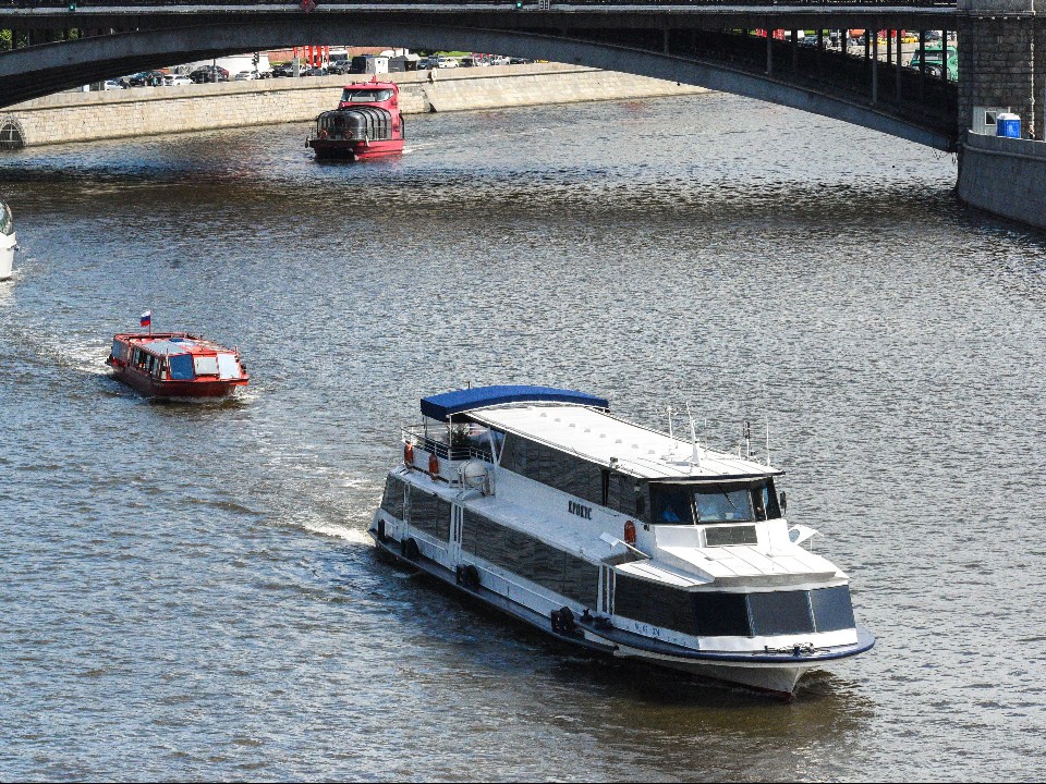 Мчатся на крыльях ветра: речного транспорта и перевозок станет больше