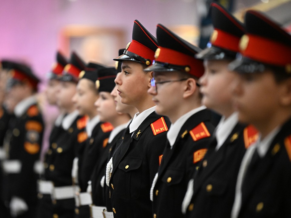 Кадеты из Больших Дворов «заразили» энтузиазмом весь автобус