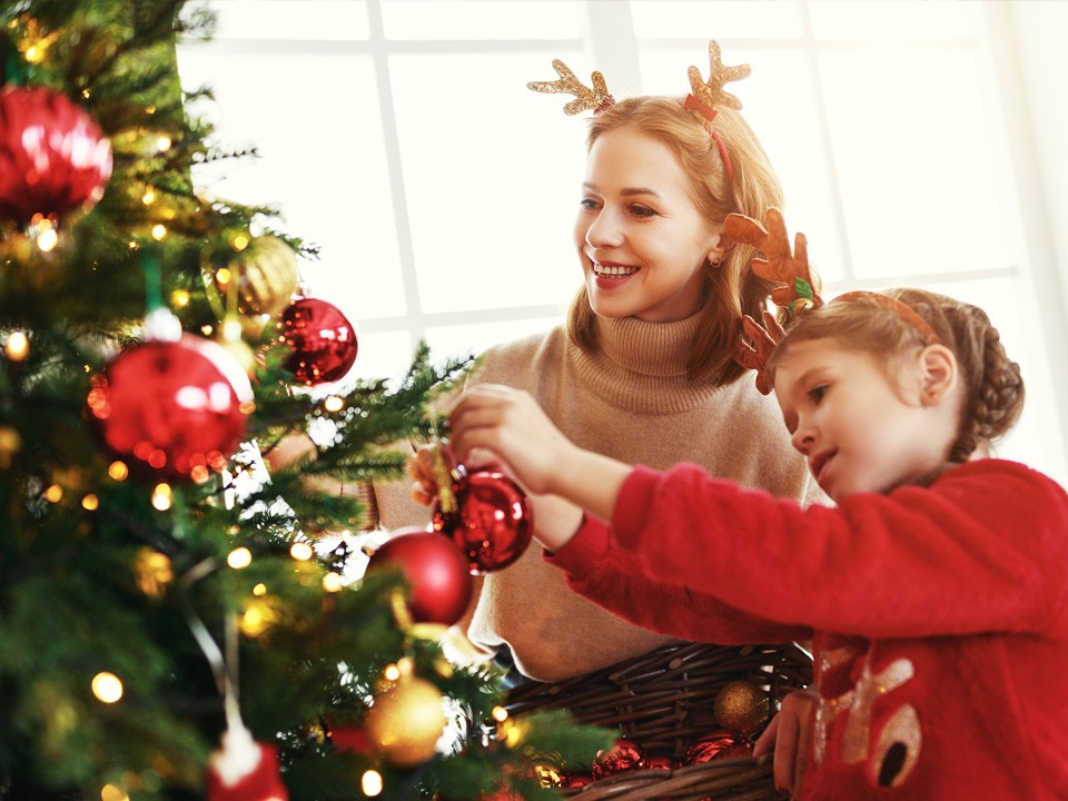 Новый год напрокат: елки, игрушки и украшения теперь можно не покупать, а взять в аренду