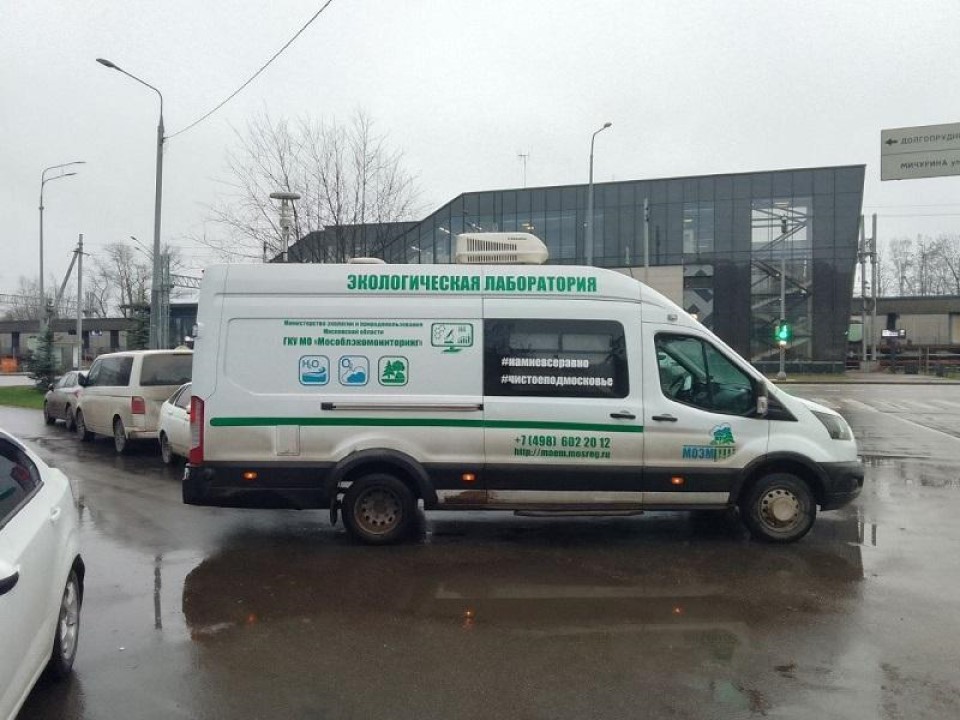 Долгопрудный под микроскопом: что обнаружили экологи в городском воздухе?