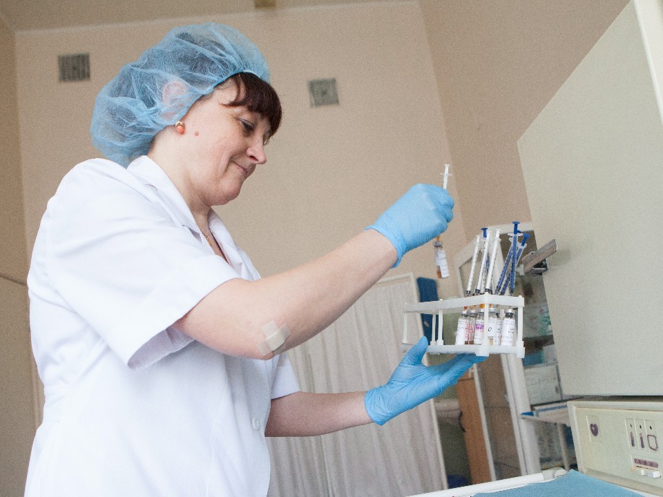 Где и когда сделать прививку от гриппа в Долгопрудном — график на декабрь