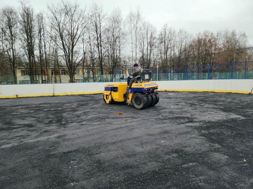 Секрет идеального льда: у школы №4 планируют залить ровный каток этой зимой
