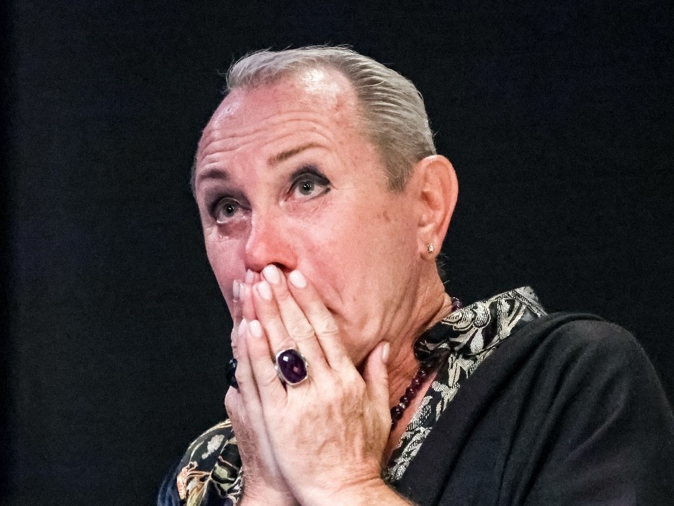 В райдере только вода и розетки: двойник Пугачевой задолжал ₽13 млн и прячется от судов