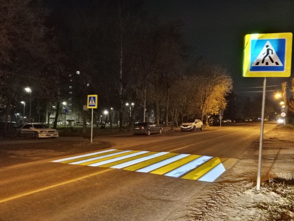Новая подсветка поможет пешеходам быть заметнее на переходах