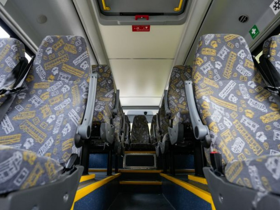 Лучше на трамвае и автобусе: беспечным автовладельцам посоветовали пересесть на общественный транспорт