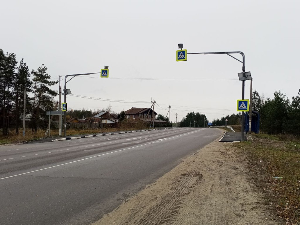 В деревне под Егорьевском построили тротуар у моста