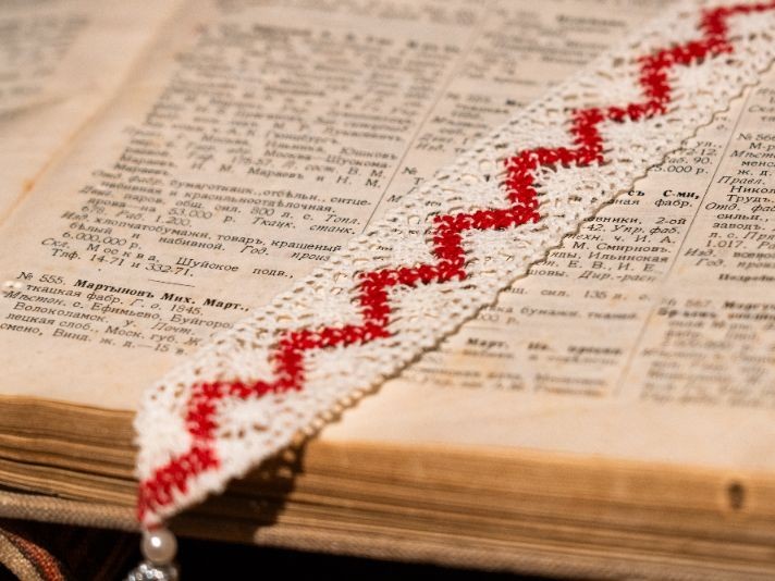 Старинные антикварные книги за 40 млн рублей  продают в Воскресенске