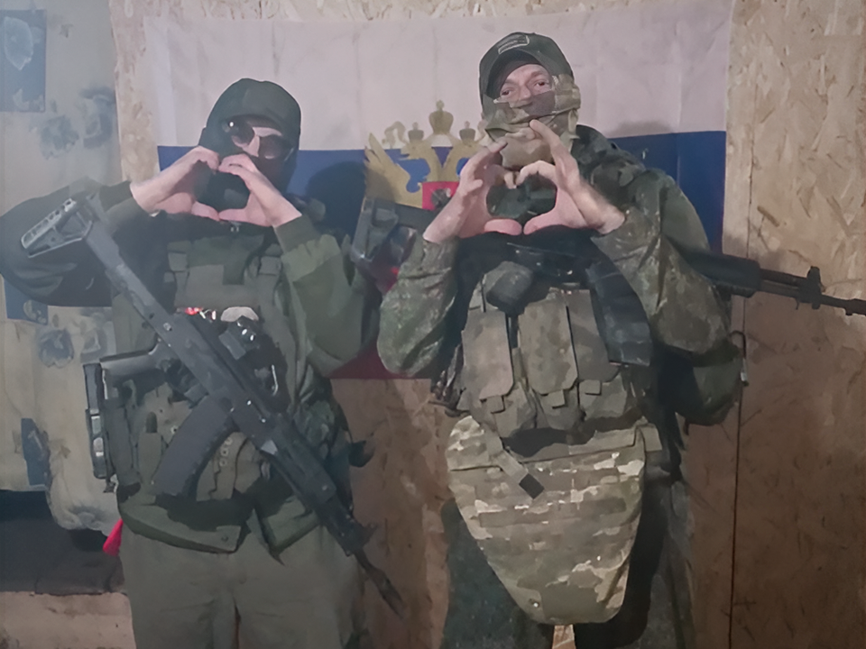 Бойцы СВО из Зарайска поздравили своих мам с праздником прямо с передовой