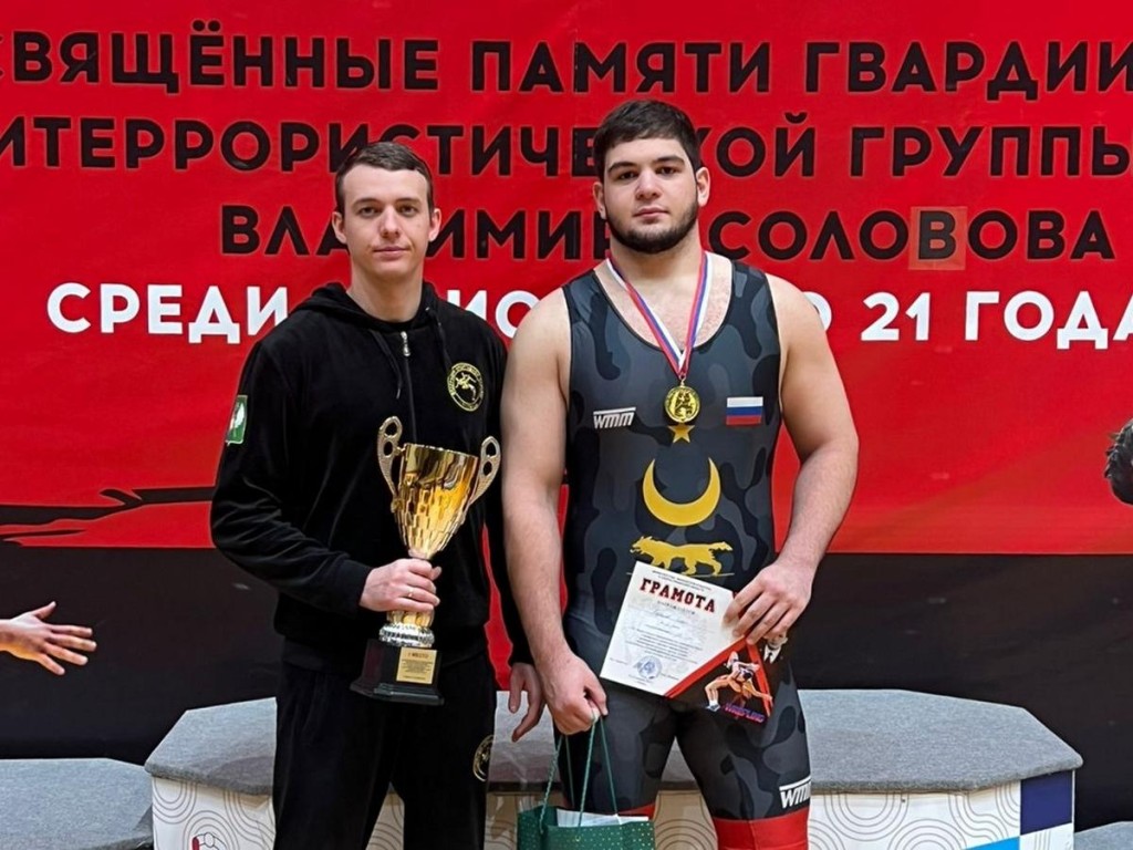 Победа в Рязани: луховицкий богатырь завоевал путевку в финал первенства России