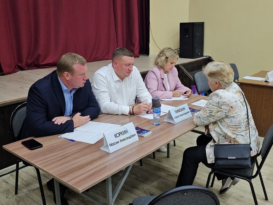 Жители Белоомута приглашаются на открытый разговор с главой Луховиц