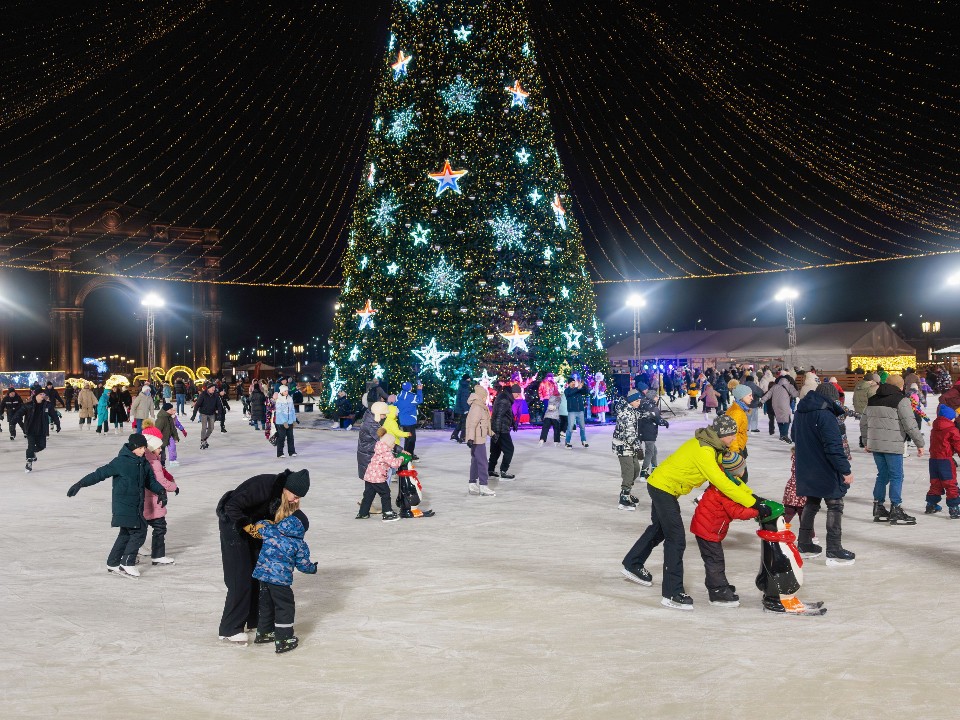 Термобелье и варежки с запасом: как одеть ребенка зимой — советы Мишоновой
