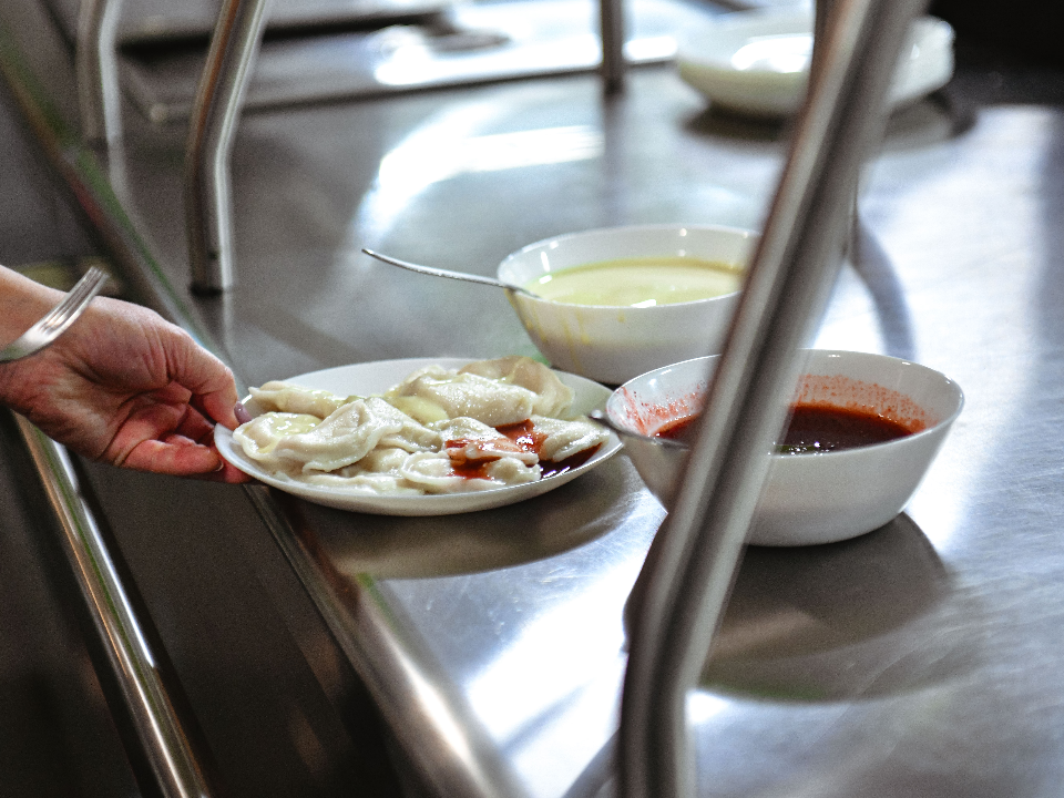 Варeники с творогом стали новым хитом в столовой химкинской школы №29