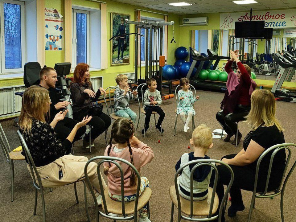 Танец слов в соццентре «Луховицкий»: как логоритмика помогает детям с нарушениями речи найти свой голос