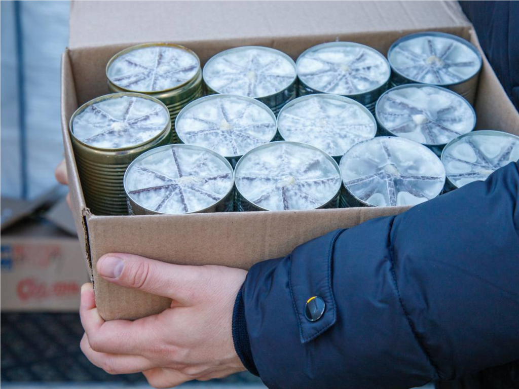 Каширские волонтеры изготовили партию окопных свечей