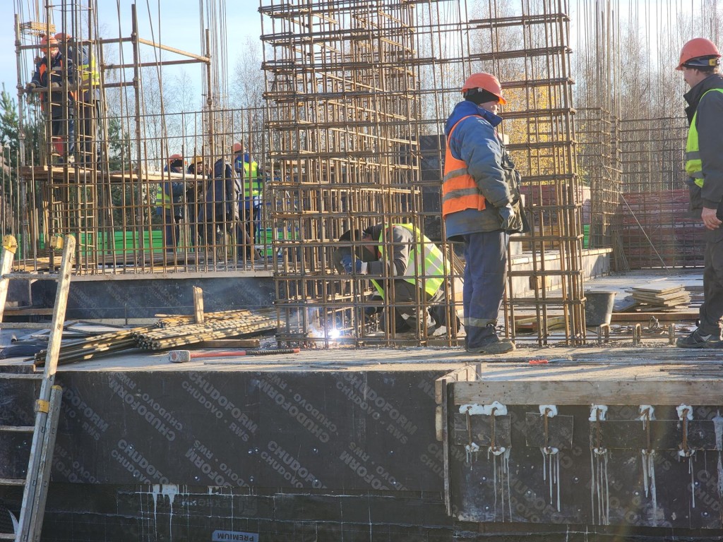 В строящемся храме в Черноголовке залили пол первого этажа