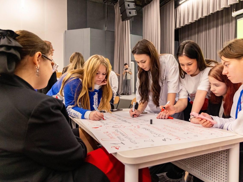 Из Жуковского — в топ-100 лучших волонтеров региона: кто они, новые амбассадоры добра