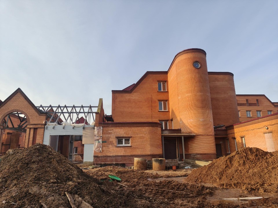 Областной сосудистый центр в Перхушково готов на 82%