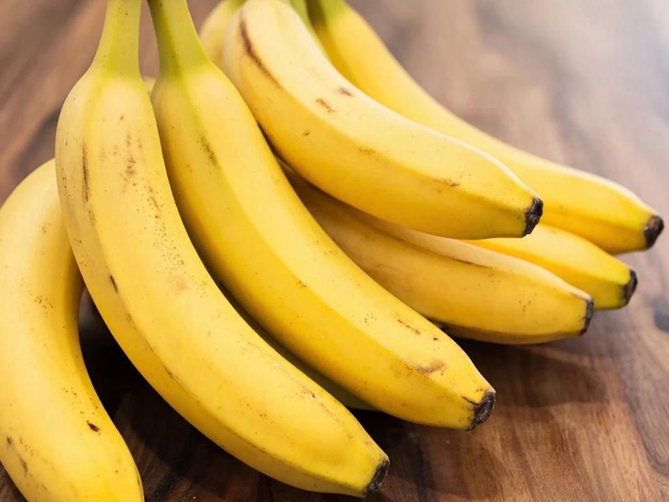 Секрет мягких пяточек в холодное время года раскрыт: фруктовая маска оказалась лучше скраба