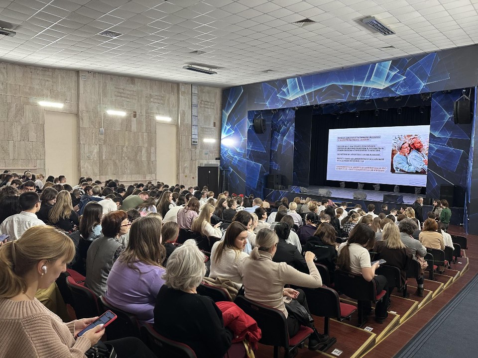 Документальный фильм «Свидетельство любви» показали домодедовским школьникам