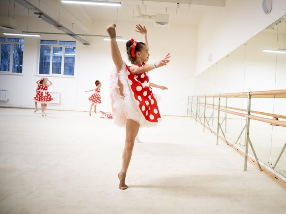 Обновили помещения и уложили новые дорожки: в Люберцах после капремонта открылась СШОР