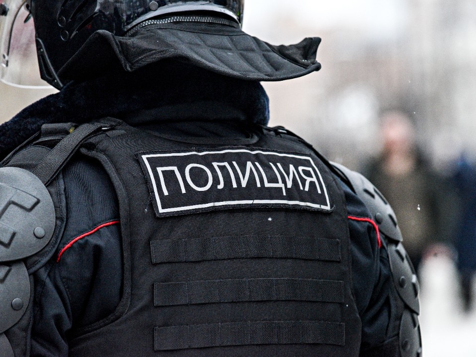 Тихая точка оказалась алкогольной ловушкой: полицейские накрыли подпольный бар