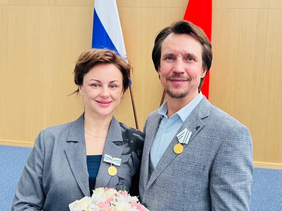 Семейное счастье — это круглосуточно: многодетную семью из Серпухова наградили Орденом «Родительской славы»