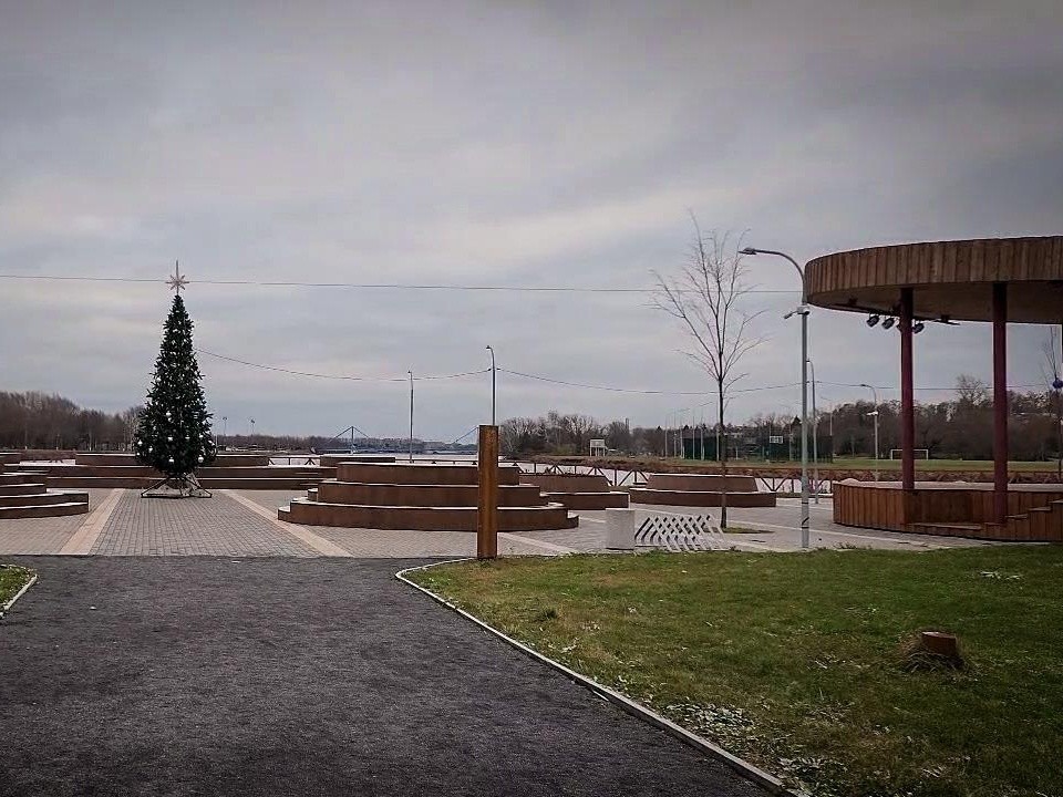 Шоу иллюзий, новогодняя иллюминация и чай: зимний сезон откроют в Бронницах