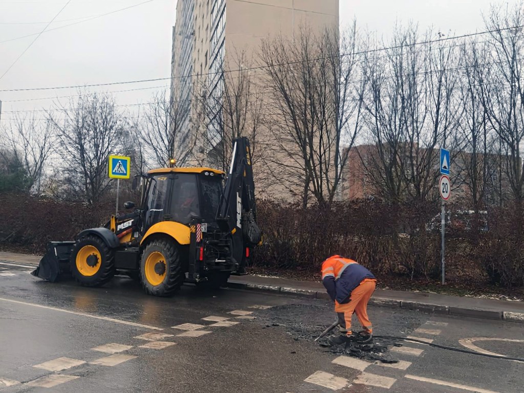 В Одинцове обновили искусственные неровности для безопасности пешеходов на пути к МЦД