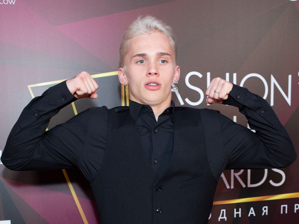 «Приезжай в Россию!»: Даню Милохина призвали отдать долг родине