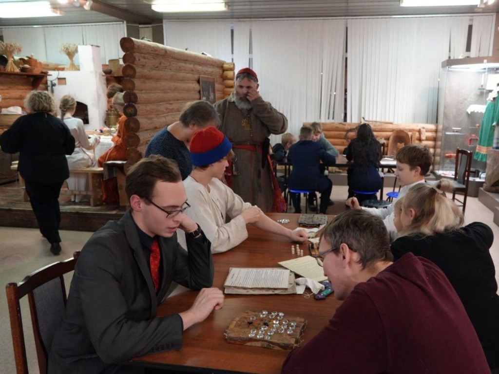 В Серпухове «Ночь искусств-2025» собрала гостей на квесты, концерты и мастер-классы