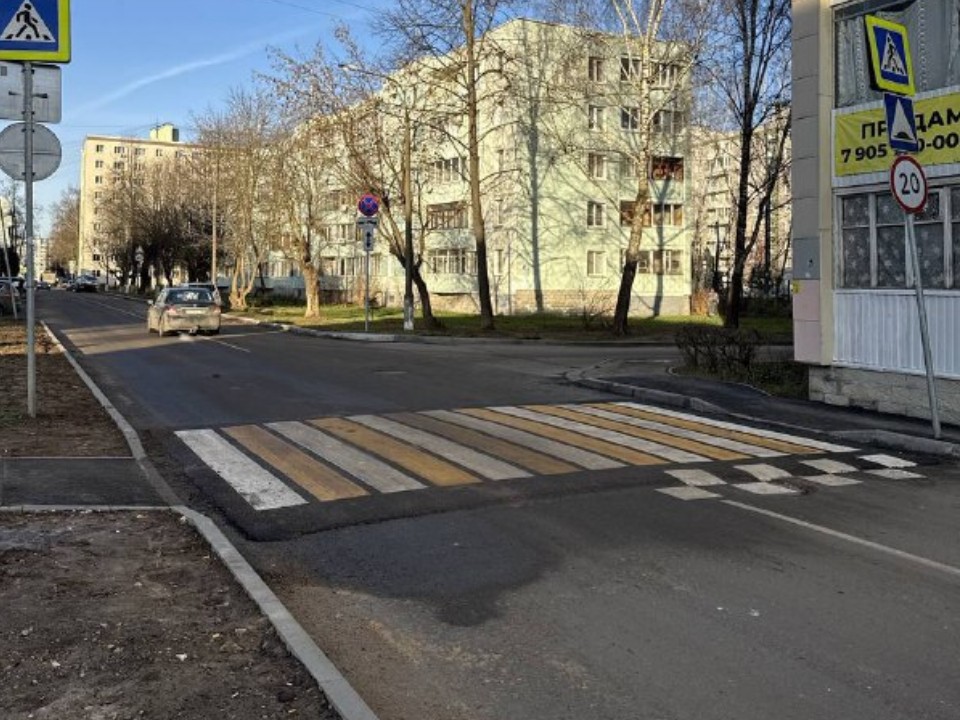 Лежачие полицейские защитят район от уличных гонщиков на улице Менделеева