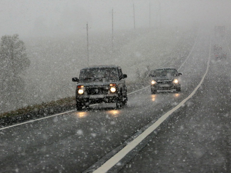 Пешеходы и водители — готовьтесь: сильные осадки накроют Московский регион вечером 14 ноября