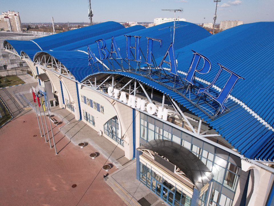 На стадионе «Авангард» пройдет женский футбольный турнир ко Дню матери