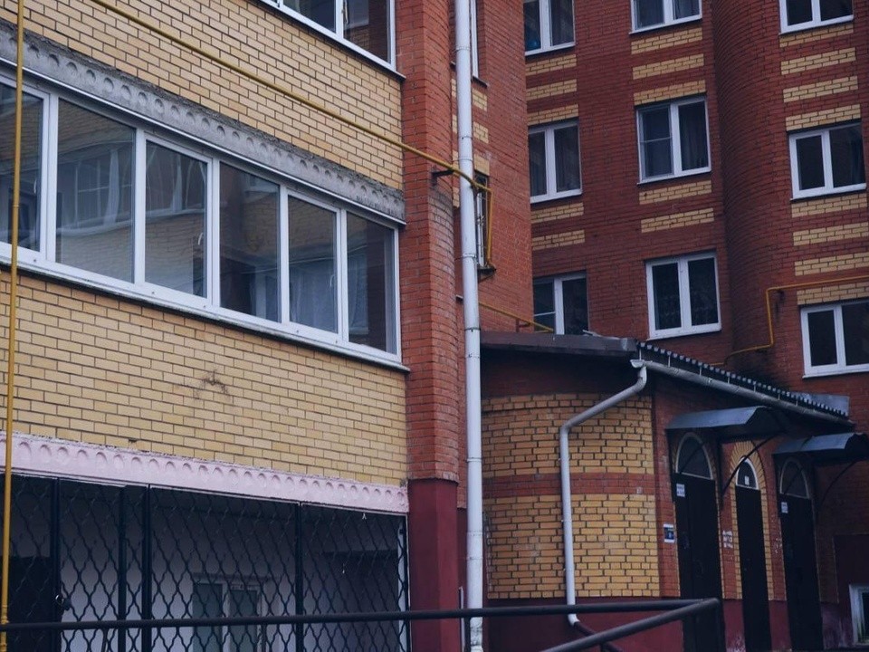 От новых светильников до дверей: как преобразили подъезды в Шаховской