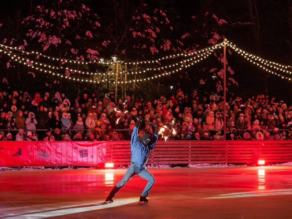 Фаер-шоу и мастер-классы: какие развлекательные мероприятия проведут на открытии катков в Дубне