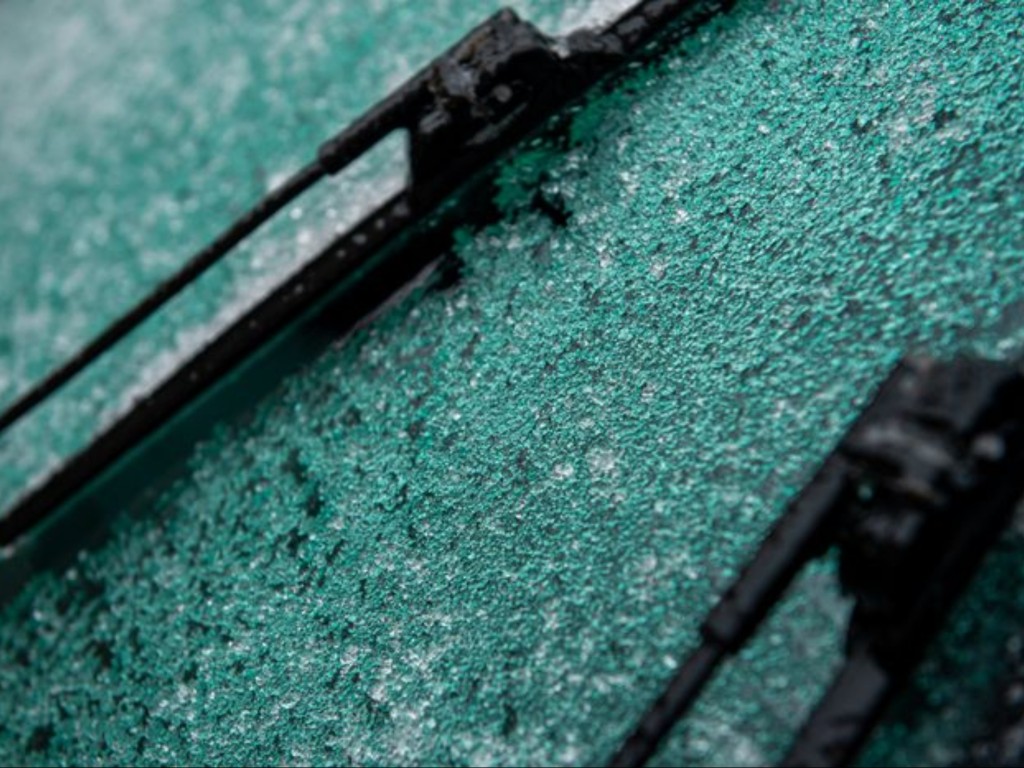 Синоптик предупредила о гололеде и снежном хаосе в Подмосковье в ближайшую ночь