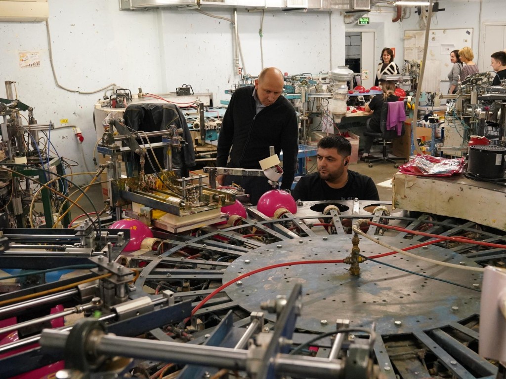 Работой на предприятии «Аэродизайн» заинтересовались реутовские ветераны СВО