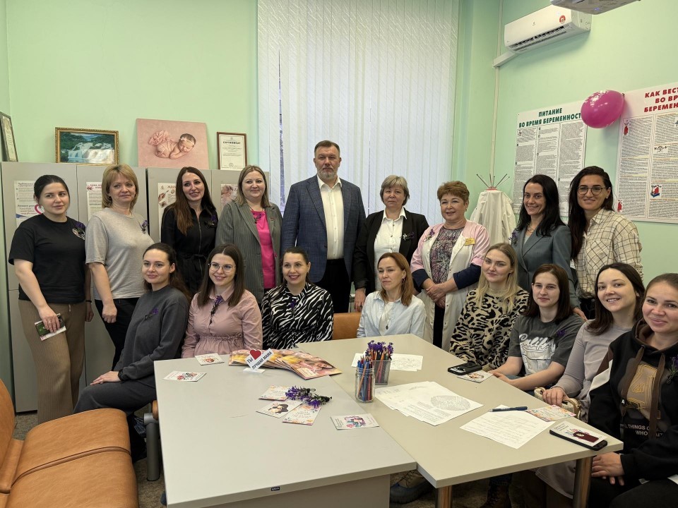 День матери с медицинским акцентом: как в Лыткарино совместили заботу и образование
