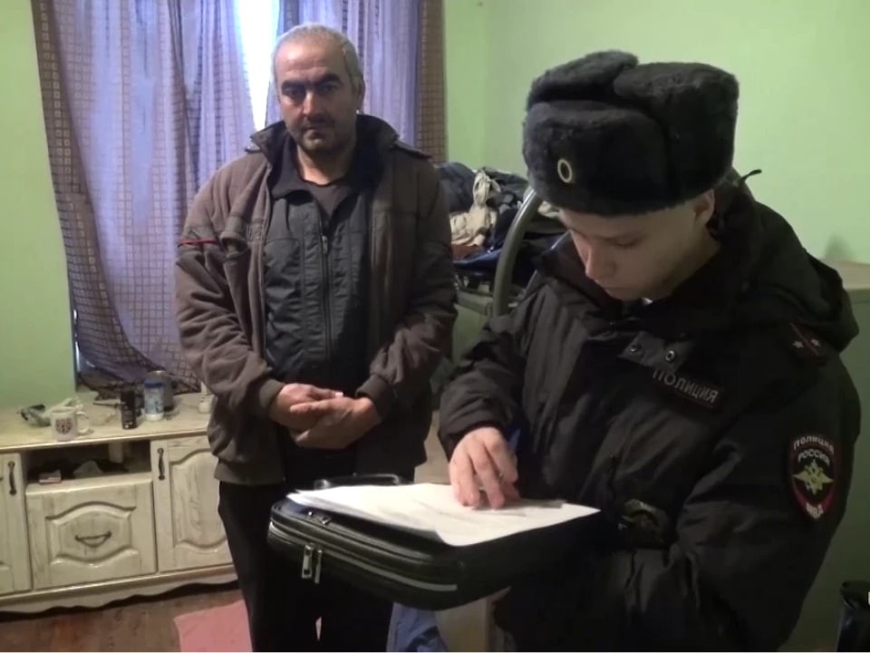 Нелегальное общежитие в промзоне: в Химках раскрыли сеть незаконной миграции