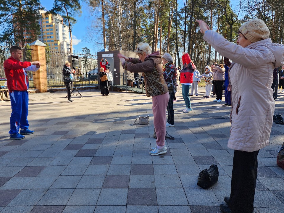 Растяжка и танцы: как отдохнуть в парке «Скитские пруды» на этой неделе