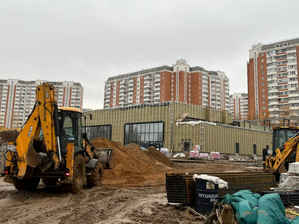 Как продвигается строительство ФОКа с бассейном в Лобне