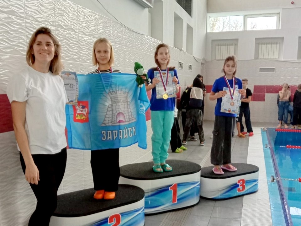 Луховицкие пловцы завоевали 23 медали на областных соревнованиях по плаванию