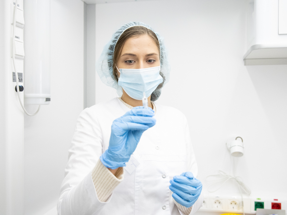 Жителям Дмитровского округа сообщили график работы больницы и МФЦ в праздничные дни