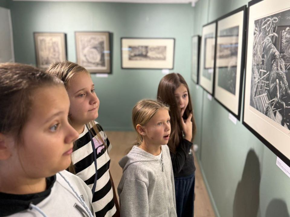 Черно-белое очарование гравюр предлагают оценить щелковцам в Усадьбе Фряново